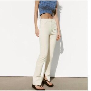 Zara High Waisted White Flare Jeans Women's Size 2 Raw Hem Bootcut